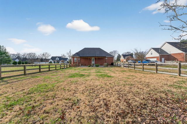 109 Choir Ct, Murfreesboro, TN 37129