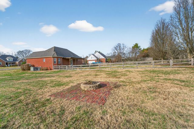 109 Choir Ct, Murfreesboro, TN 37129