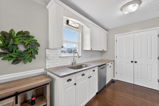 109 Choir Ct, Murfreesboro, TN 37129