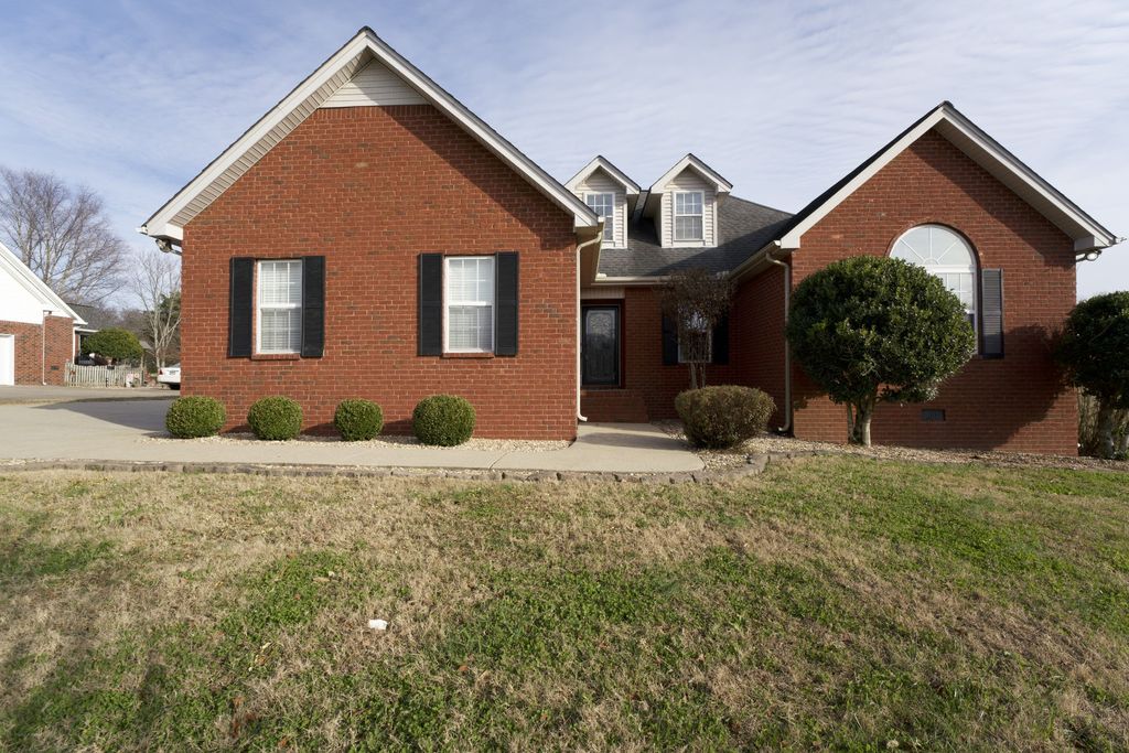 109 Choir Ct, Murfreesboro, TN 37129