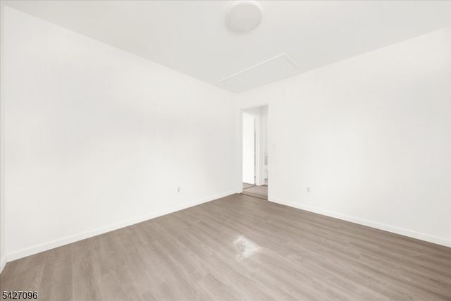 1616 Spruce Hills Dr, Glen Gardner Boro, NJ 08826