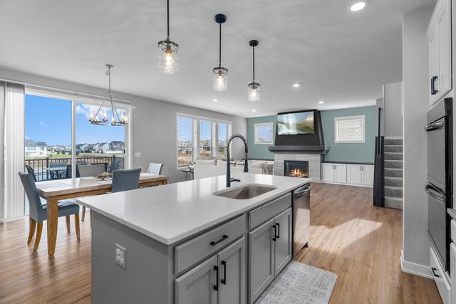 17850 Evershed Way, Lakeville, MN 55044