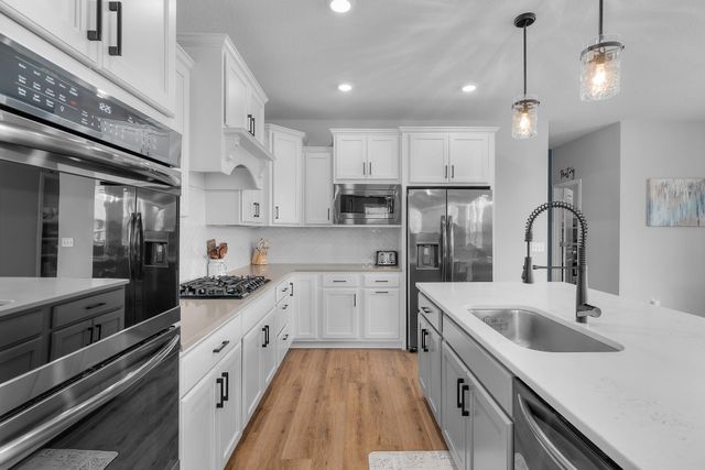 17850 Evershed Way, Lakeville, MN 55044