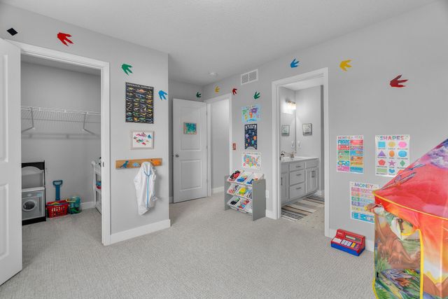 17850 Evershed Way, Lakeville, MN 55044