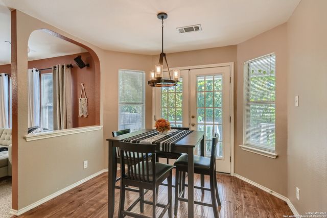 10430 TIGER FLD, San Antonio, TX 78251