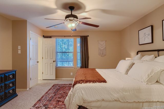 10430 TIGER FLD, San Antonio, TX 78251