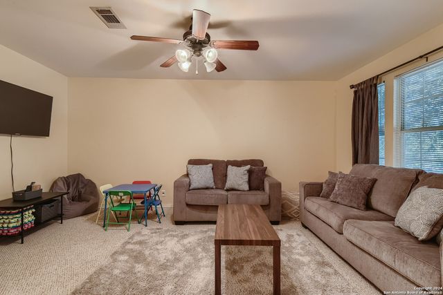 10430 TIGER FLD, San Antonio, TX 78251