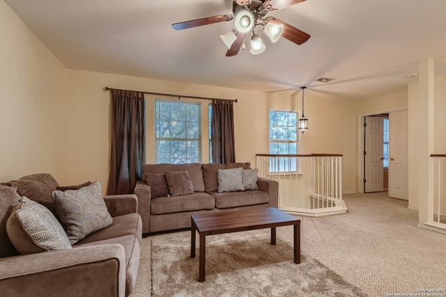 10430 TIGER FLD, San Antonio, TX 78251