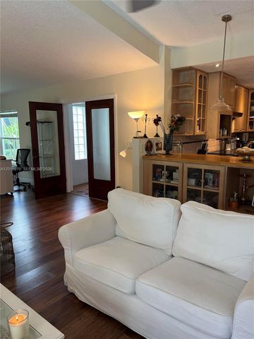 14740 SW 159th St, Miami, FL 33187