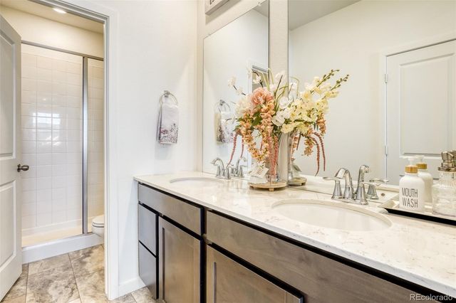 2003 S Gold Bug Way, Aurora, CO 80018