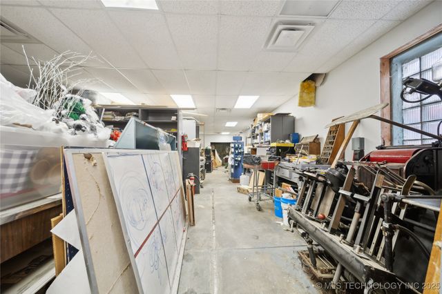 212 S Broadway Street, Cleveland, OK 74020