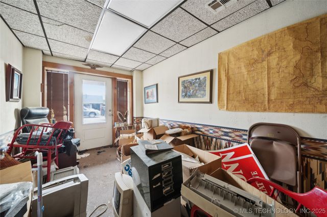 212 S Broadway Street, Cleveland, OK 74020