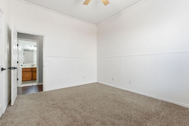 1109 W Cinnamon Avenue, Hanford, CA 93230