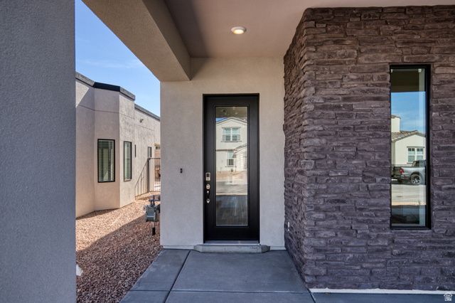 527 AVERY LN, St. George, UT 84790