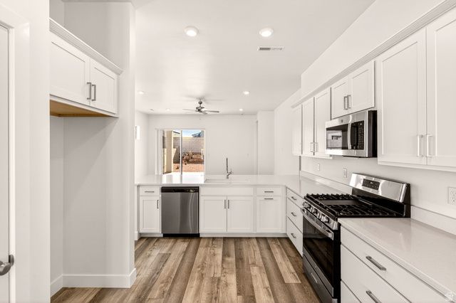 527 AVERY LN, St. George, UT 84790