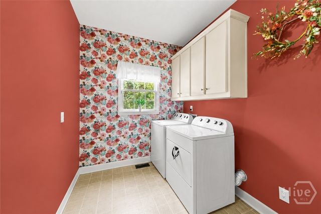 17 Pineforest Drive, Winterville, GA 30683
