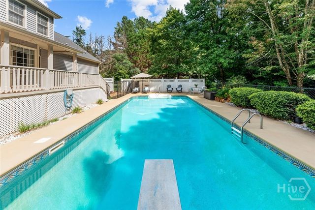 17 Pineforest Drive, Winterville, GA 30683