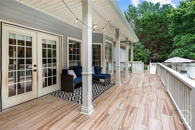 17 Pineforest Drive, Winterville, GA 30683