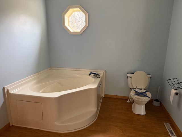 8211 W Moorestown Road, Manton, MI 49663