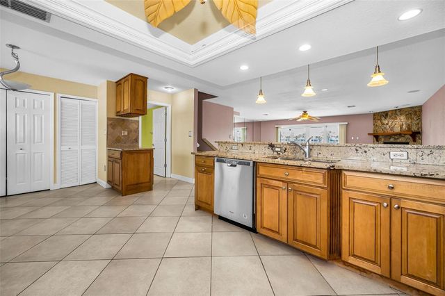 12334 CAPRI CIRCLE N, Treasure Island, FL 33706