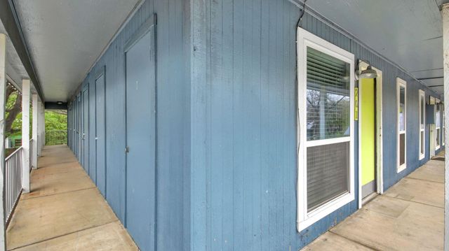 4406 Avenue C Ave 205, Austin, TX 78751