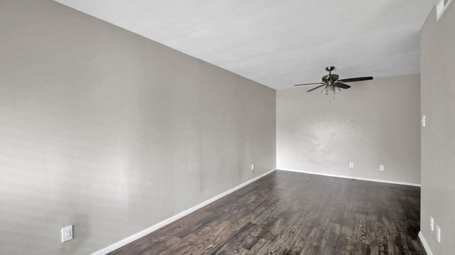 4406 Avenue C Ave 205, Austin, TX 78751