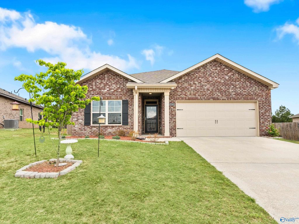 22441 Regent Drive, Athens, AL 35613