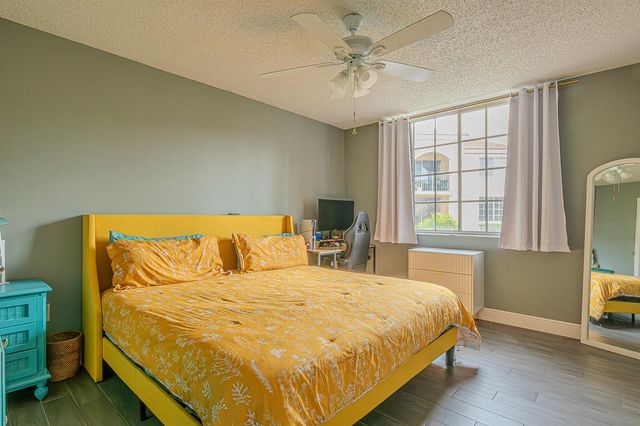 1755 Village Boulevard 108, West Palm Beach, FL 33409