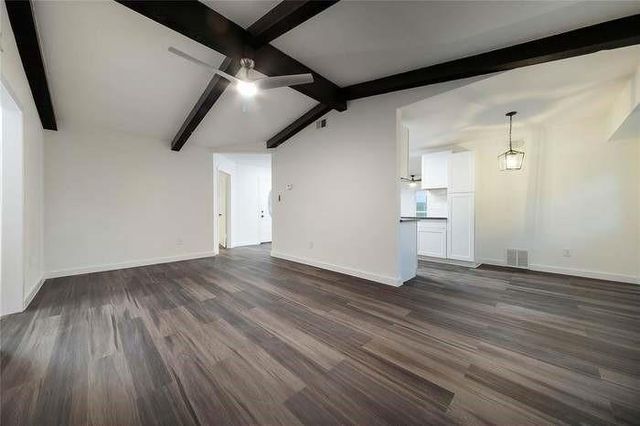 5535 Pine PL, Austin, TX 78744