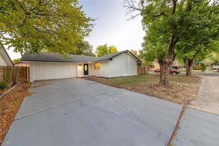 5535 Pine PL, Austin, TX 78744