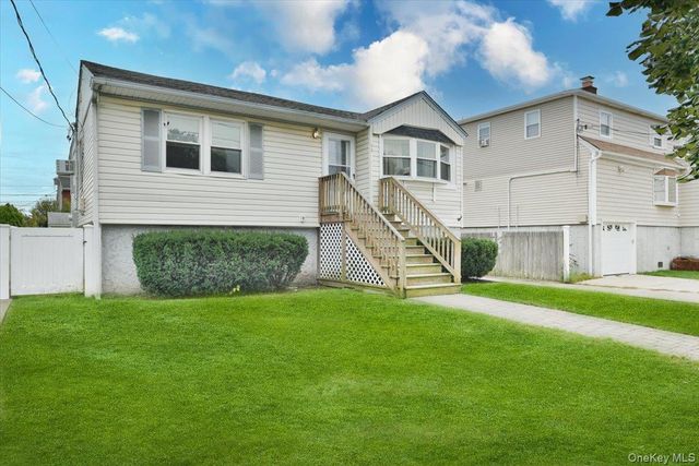 90 4th Avenue, East Rockaway, NY 11518