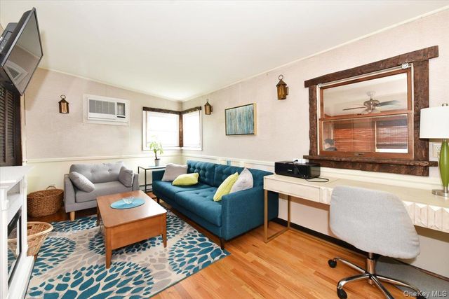 90 4th Avenue, East Rockaway, NY 11518