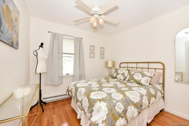 90 4th Avenue, East Rockaway, NY 11518