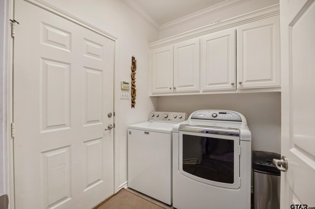 1915 Hollyglen, Tyler, TX 75703