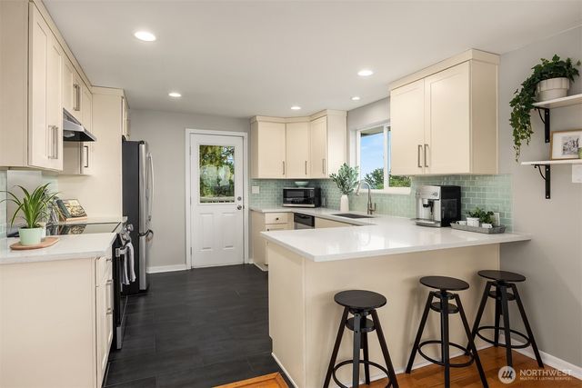 811 Grant Avenue S, Renton, WA 98057