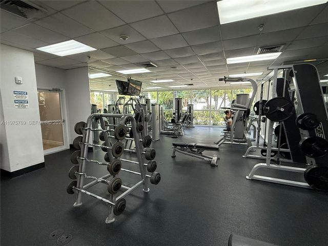 850 N Miami Ave W-1808, Miami, FL 33136