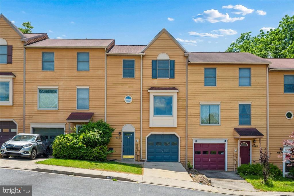 Image 1 of property listing at 6627 E BEACH DR, New Market, MD 21774