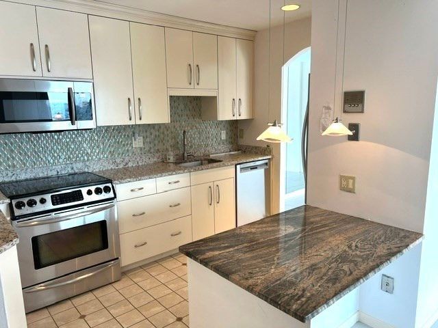 1 Seal Harbor Rd 815, Winthrop, MA 02152