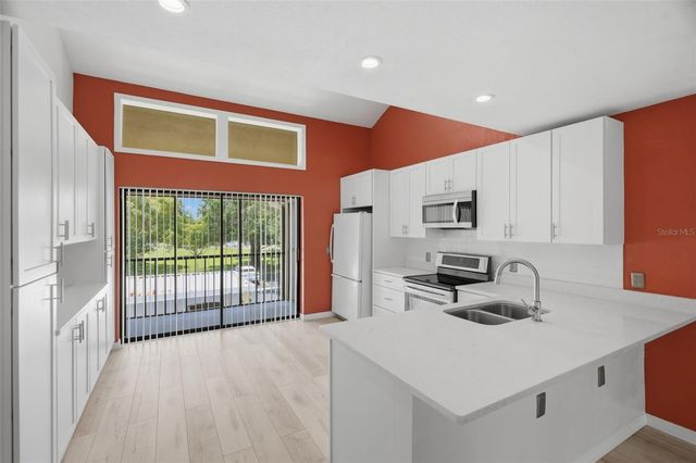 60 ST ANDREWS PLACE 60, Oldsmar, FL 34677