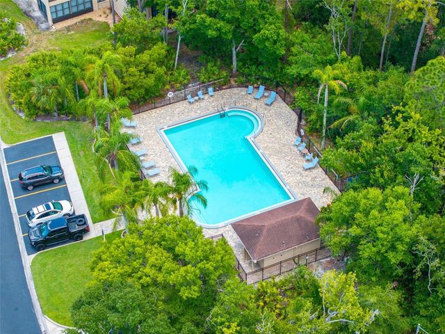 60 ST ANDREWS PLACE 60, Oldsmar, FL 34677
