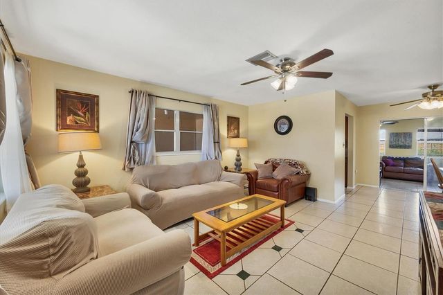 5135 BROOKMEADE DRIVE, Sarasota, FL 34232