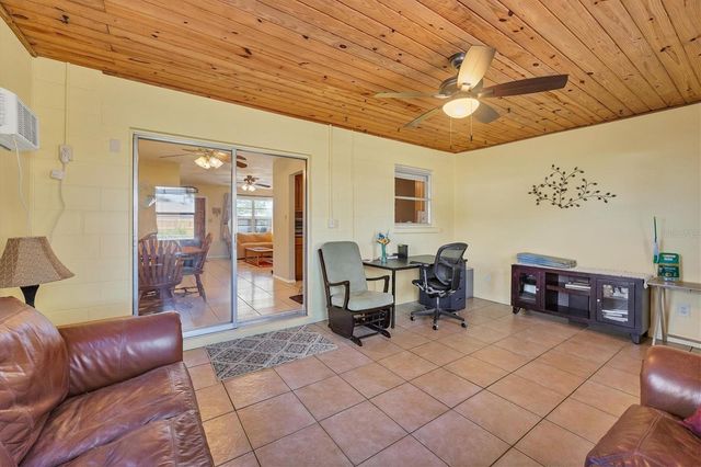 5135 BROOKMEADE DRIVE, Sarasota, FL 34232