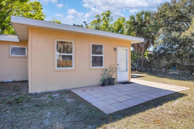 5135 BROOKMEADE DRIVE, Sarasota, FL 34232