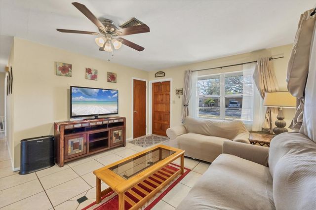 5135 BROOKMEADE DRIVE, Sarasota, FL 34232