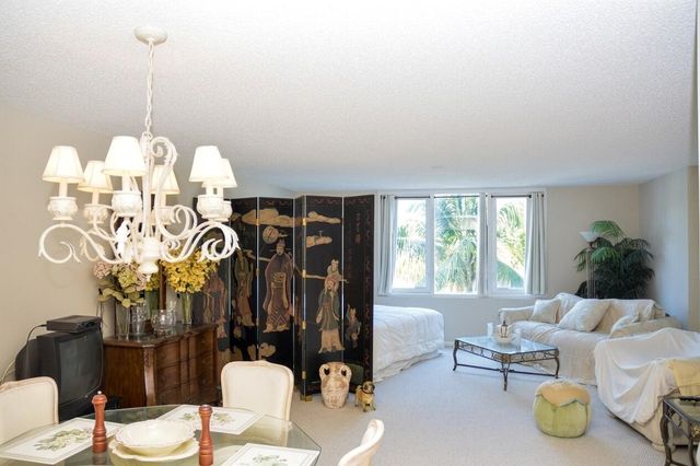 2301 Collins Avenue 336, Miami Beach, FL 33139