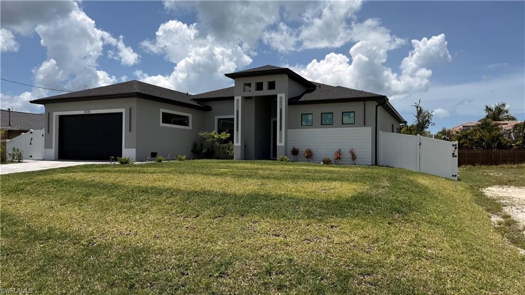 Image 3 of property listing at 3510 46th AVE, Cape Coral, FL 33993