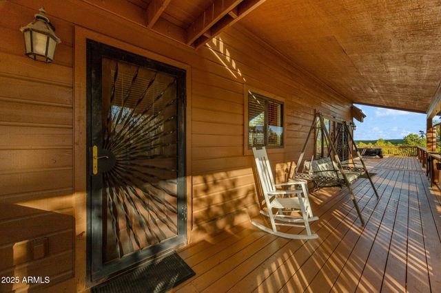 2781 AIR PARK Drive, Overgaard, AZ 85933