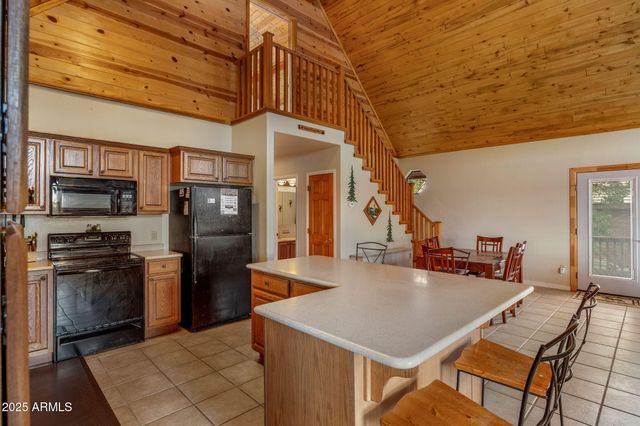 2781 AIR PARK Drive, Overgaard, AZ 85933