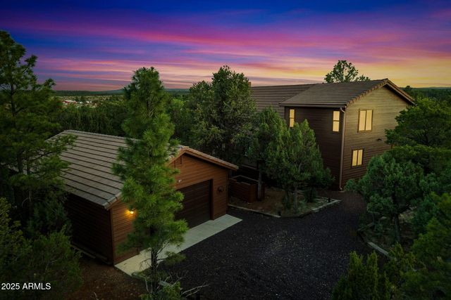 2781 AIR PARK Drive, Overgaard, AZ 85933