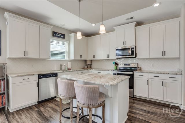 5 Brookhaven Drive, Savannah, GA 31407